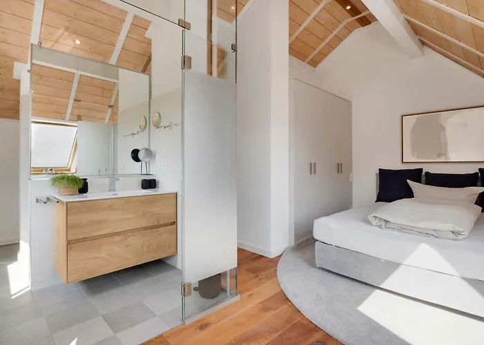 Dream Penthouse With Panoramic Sea View Pool Apartment